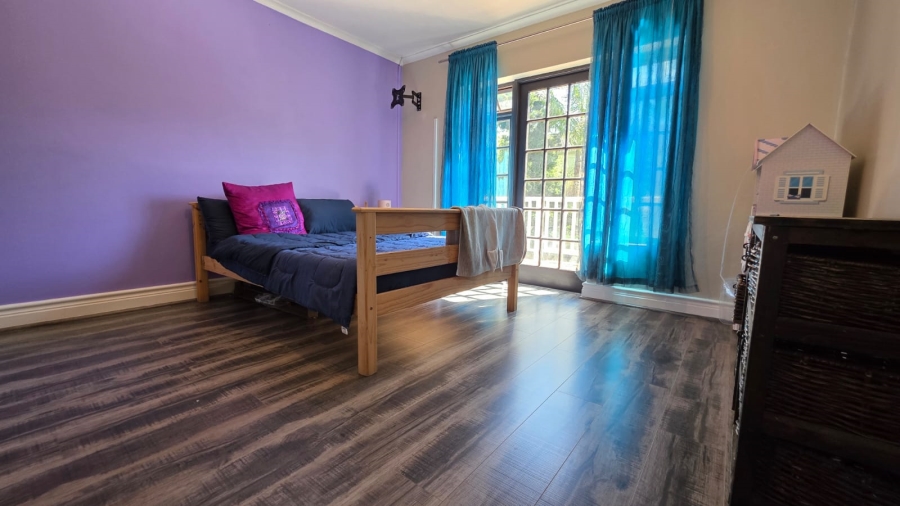 4 Bedroom Property for Sale in Heatherlands Western Cape